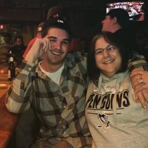 Meet your Posher, Adam